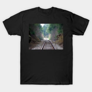 Perspective Cool Train Track Photography Mountain Side Railroad Art T-Shirt